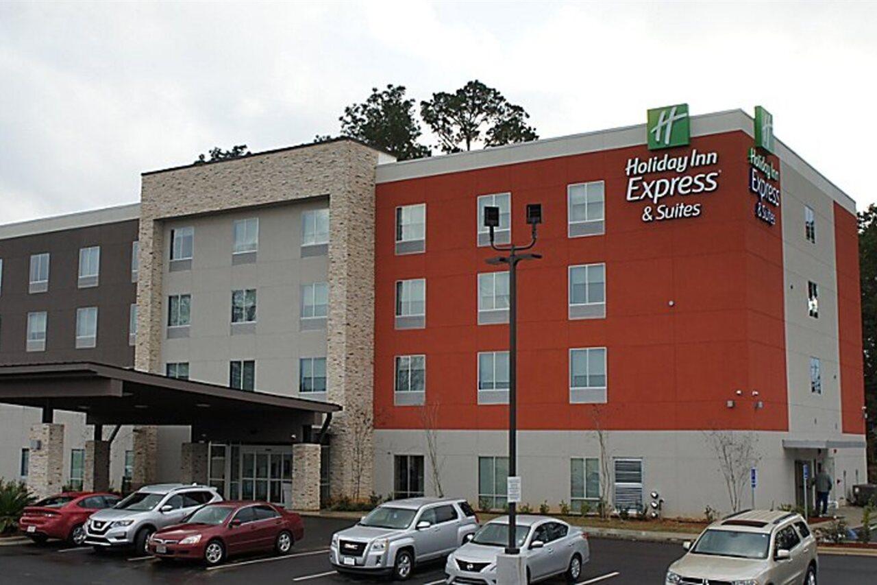 Holiday Inn Express & Suites Pineville-Alexandria Area Екстериор снимка