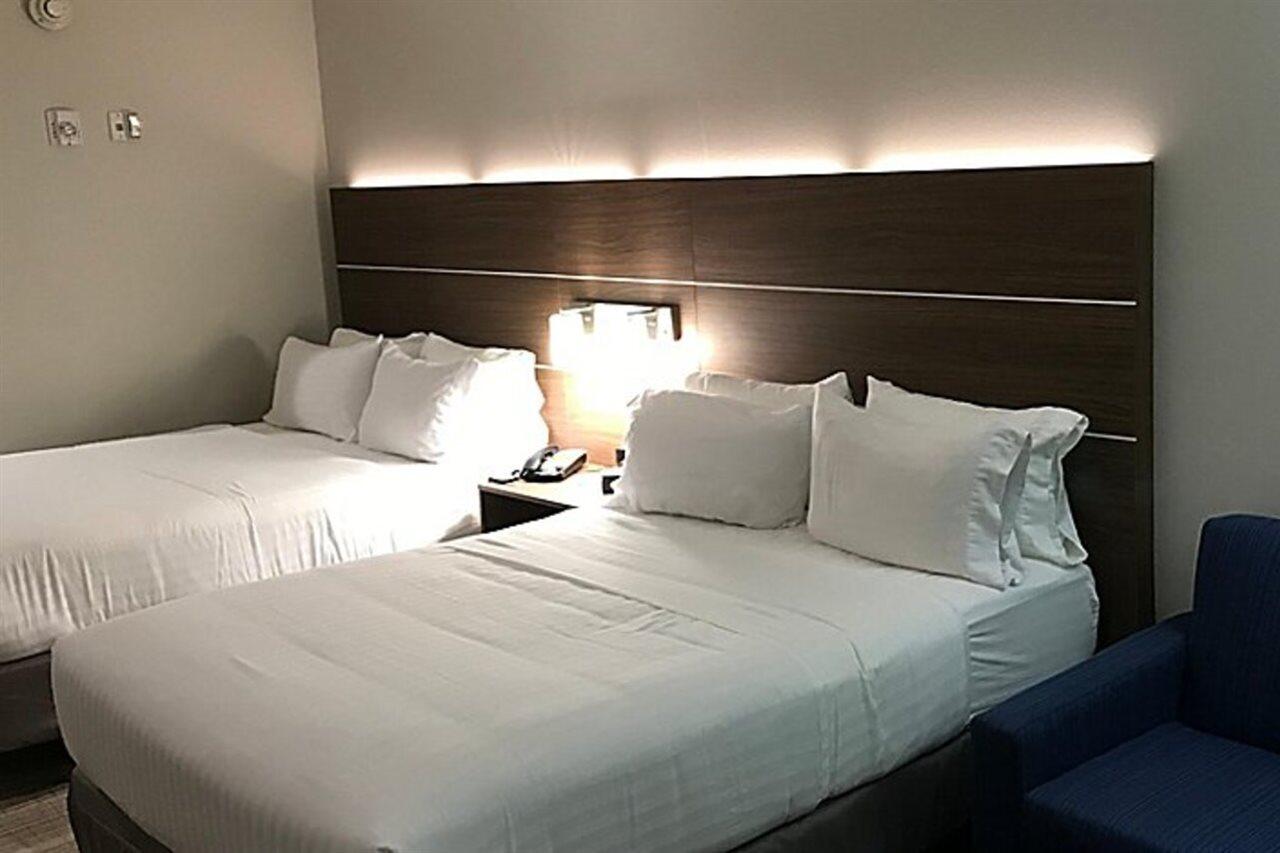 Holiday Inn Express & Suites Pineville-Alexandria Area Екстериор снимка