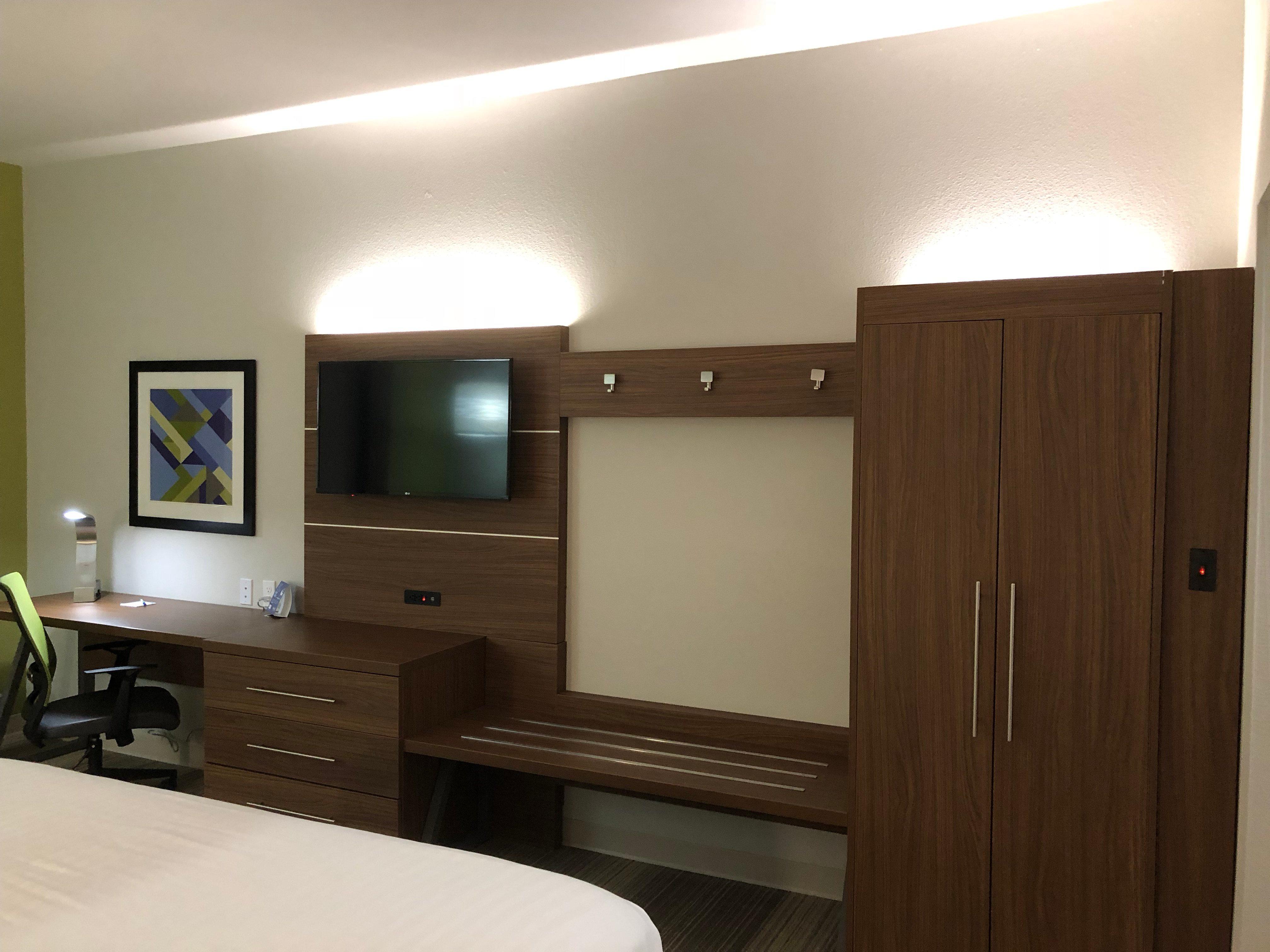 Holiday Inn Express & Suites Pineville-Alexandria Area Екстериор снимка