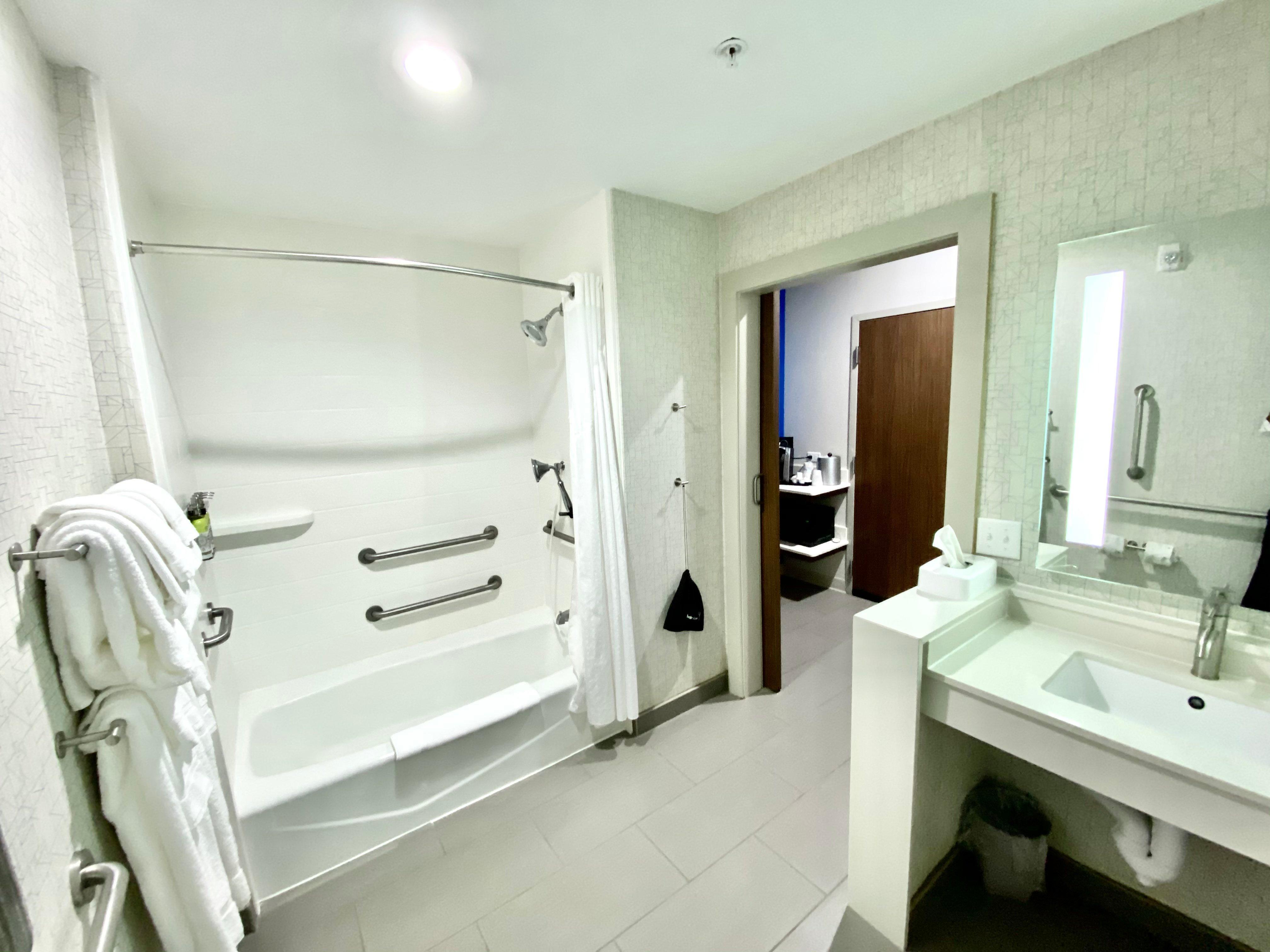 Holiday Inn Express & Suites Pineville-Alexandria Area Екстериор снимка