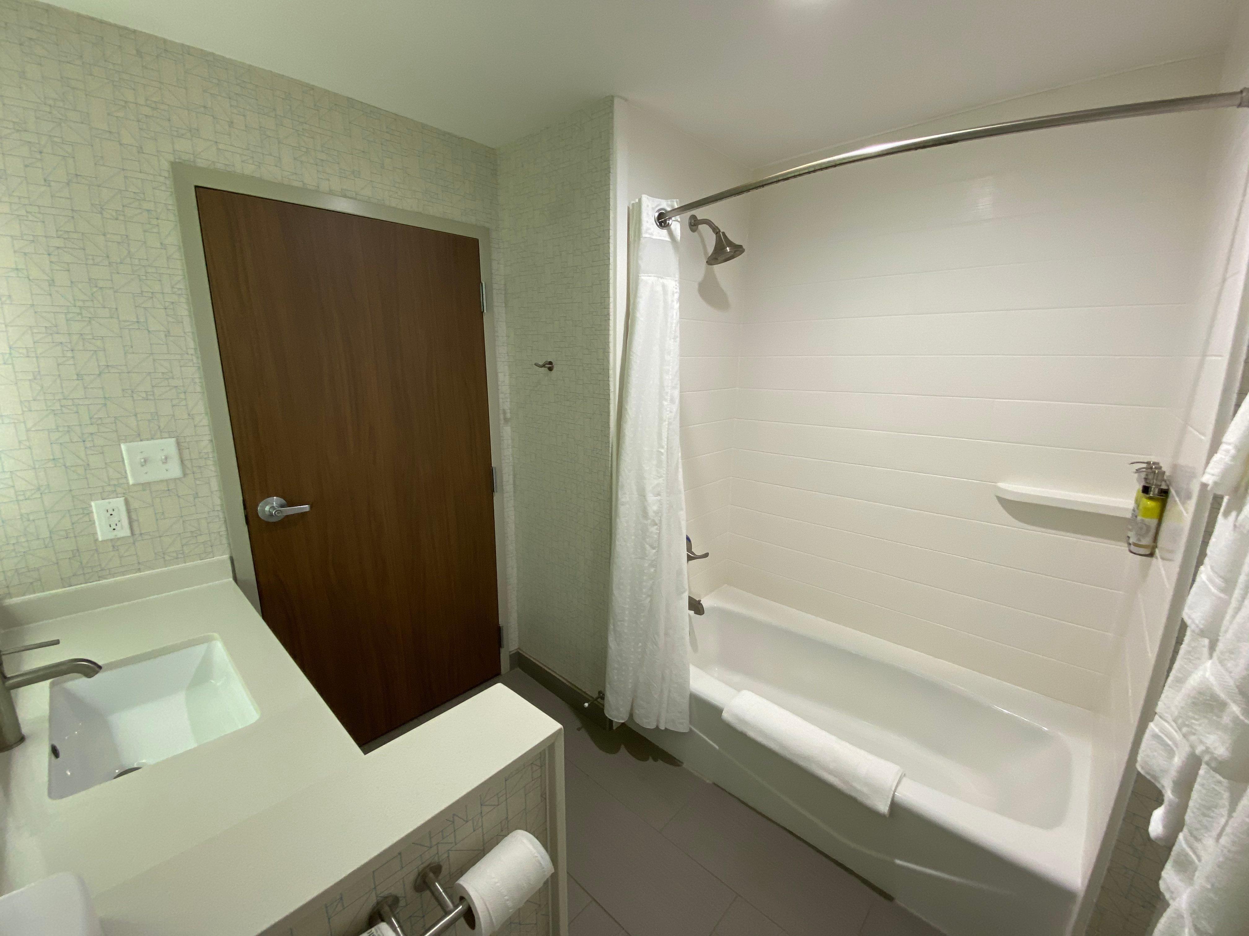 Holiday Inn Express & Suites Pineville-Alexandria Area Екстериор снимка